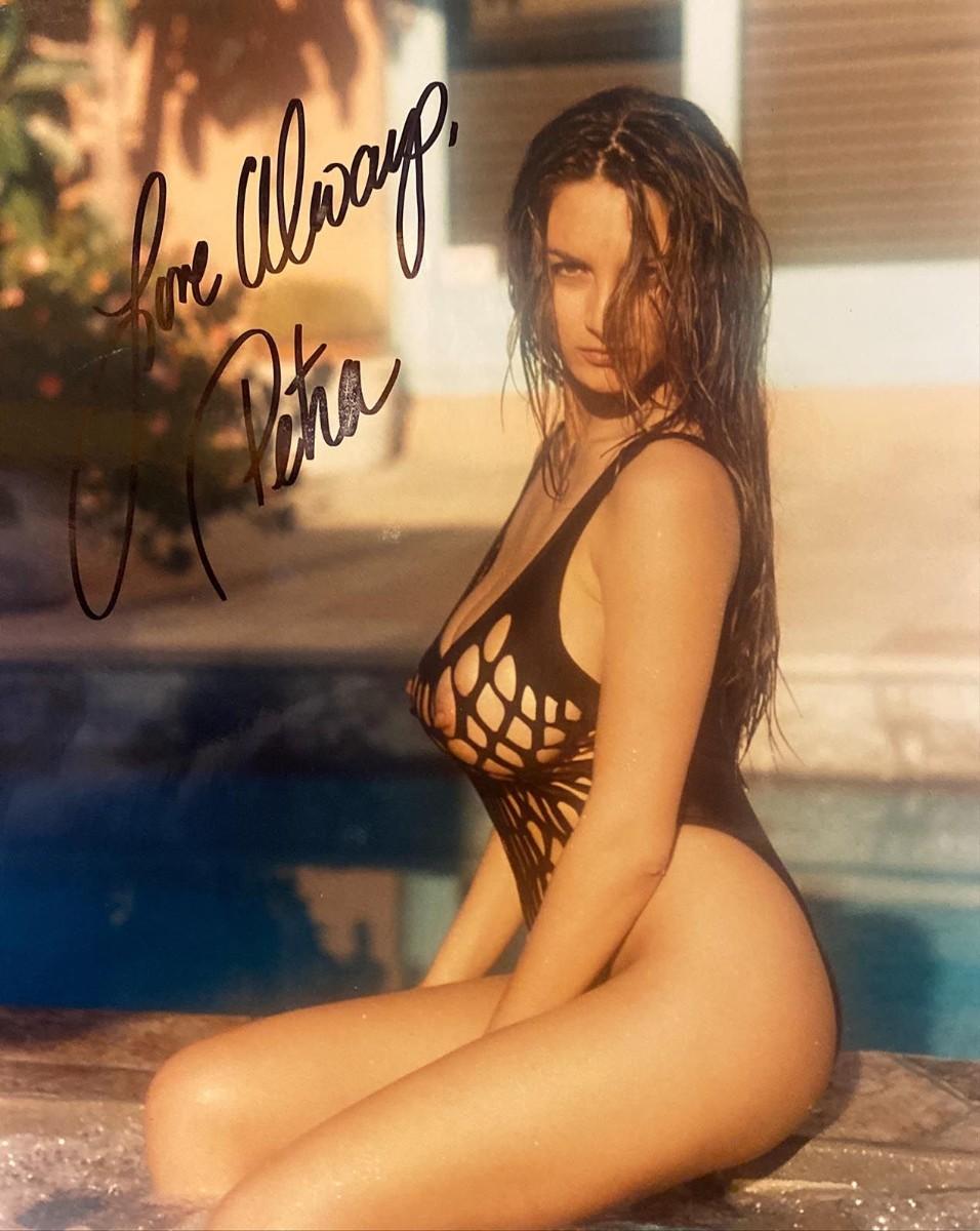 Petra Verkaik signed photo | EstateSales.org