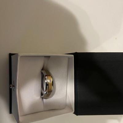 10K SS Men's Wedding Ring with a Single Diamond