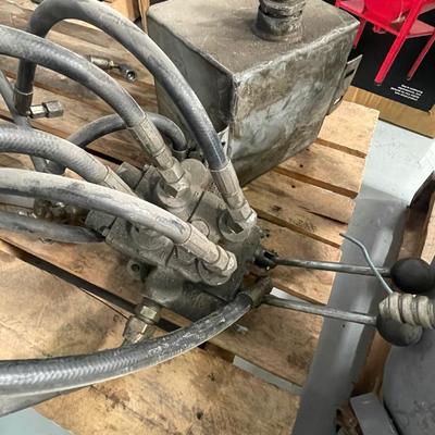 Hydraulic Pump Box & Controls