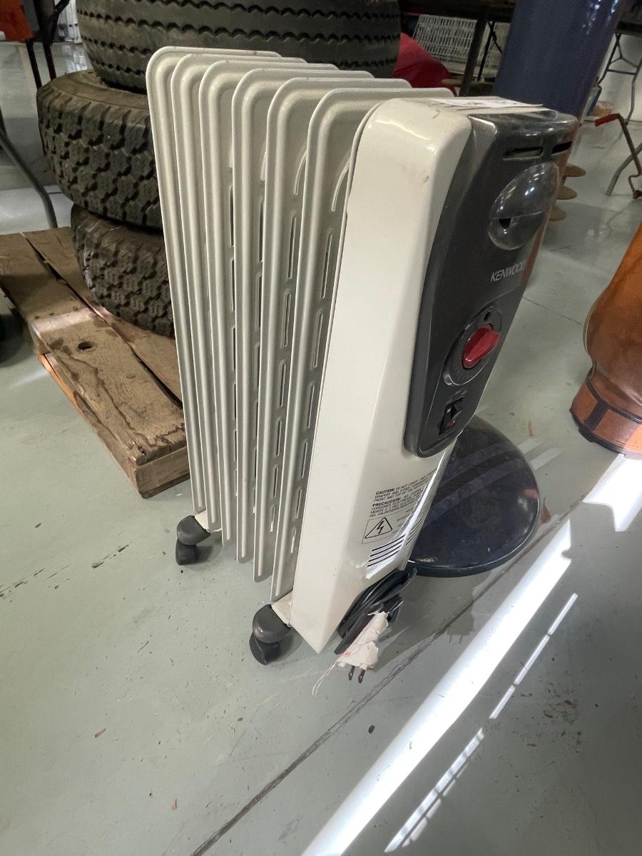 Kenwood Electric Space Heater on Casters