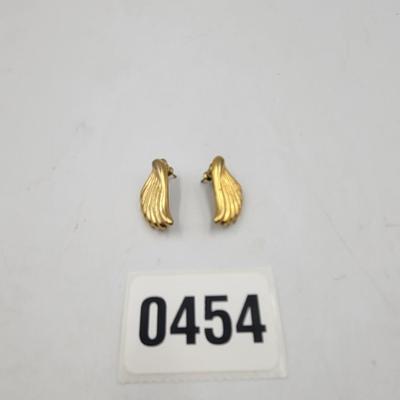 Wing  Gold Toned Earrings