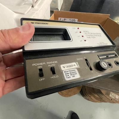 BK Precision 830 Autoranging Capacitants Meter In Box