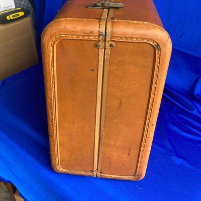 All Sorts of Basket Weaving Goods and a VINTAGE Samsonite  Suit Case