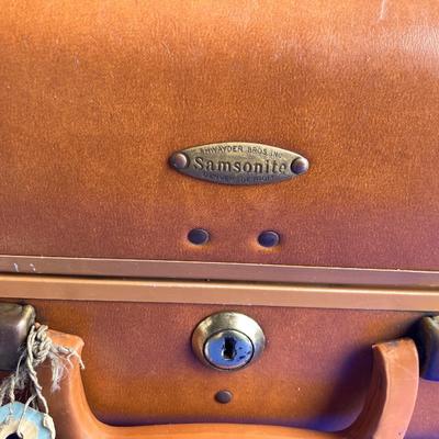 All Sorts of Basket Weaving Goods and a VINTAGE Samsonite  Suit Case