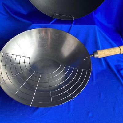 TWI NICE SIZED WOKâ€™s