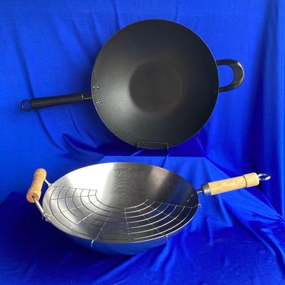 TWI NICE SIZED WOKâ€™s