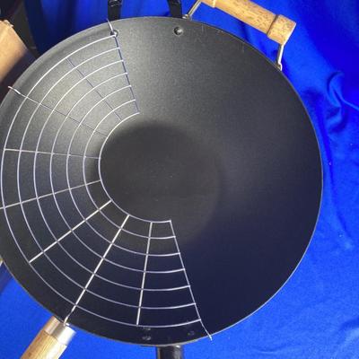 TWI NICE SIZED WOKâ€™s