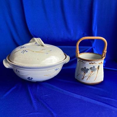 SIGNED POTTERY