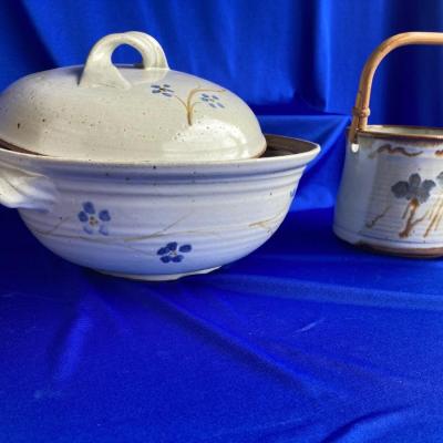 SIGNED POTTERY