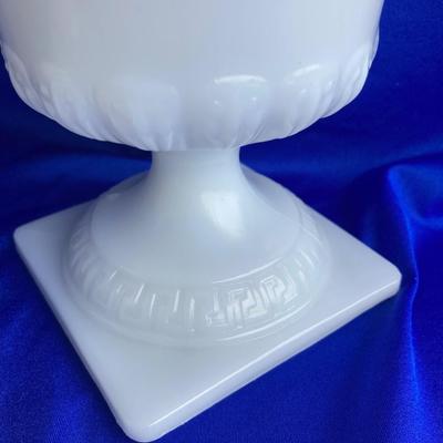 ROYAL WORCESTER DOUBE EGG CODDLERâ€™S AND E.0. BRODY CANDY DISH
