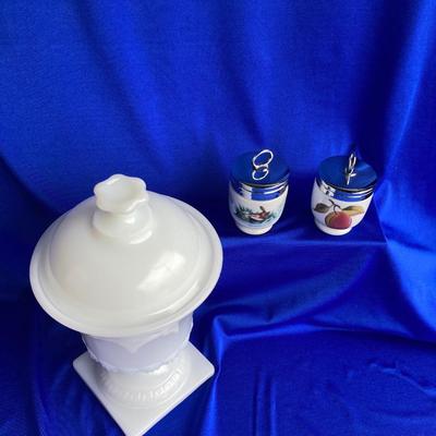 ROYAL WORCESTER DOUBE EGG CODDLERâ€™S AND E.0. BRODY CANDY DISH