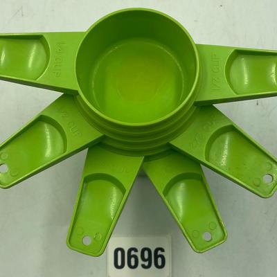 Tupperware Measuring Cups