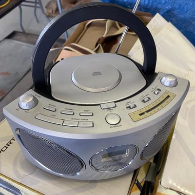 Lot of 4 Emerson Portable Radio / CD Player