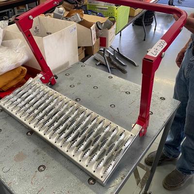 Folding Metal Industrial Truck Service Step