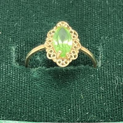 Gold Peridot Ladies Ring