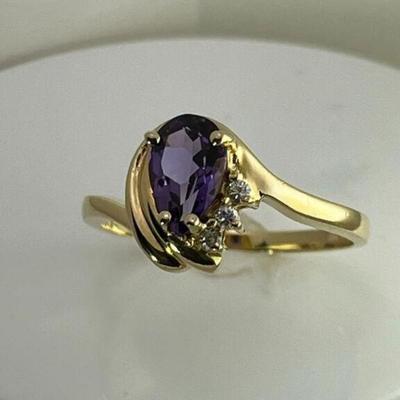 Diamond & Amethyst set in gold
