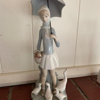 Lladro Figurine - Girl w/ Umbrella & Geese