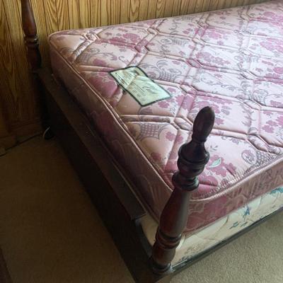 Antique Chippendale Style Single Bed & Mattress