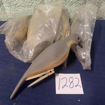 5 Pigeon Decoys