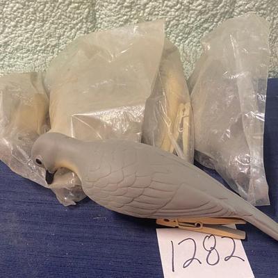 5 Pigeon Decoys