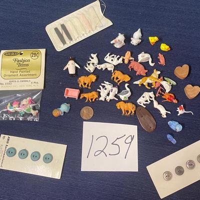 Mini Toys and Buttons