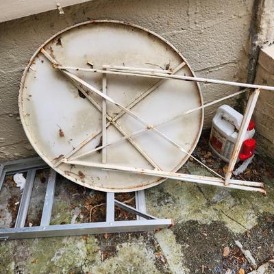 Heavy Metal 29" Diameter Folding Garden Patio Table