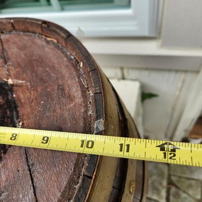 Vintage Wine Barrel DÃ©cor 27"x10"