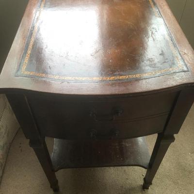 Leather Top Mahogany Side Table with Drawer -Lot 204