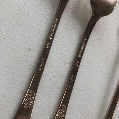 Silver Plate Flatware -Lot 206