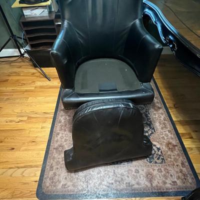 Hooker Furniture Co. Leather Executive Office Chair W/Protective Pad (LR-RG)
