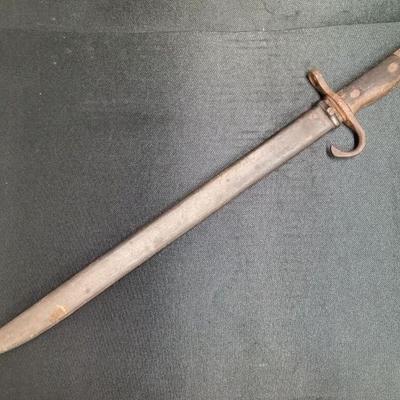 ANTIQUE 21" BAYONETTE AND CASE
