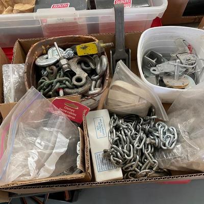 Lot of Chain / Hooks / Pullys