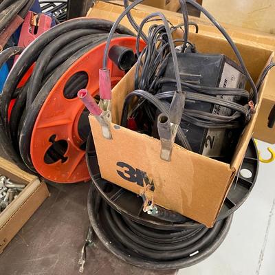 Lot of Electric Cords / Battery Charger / Shop Light