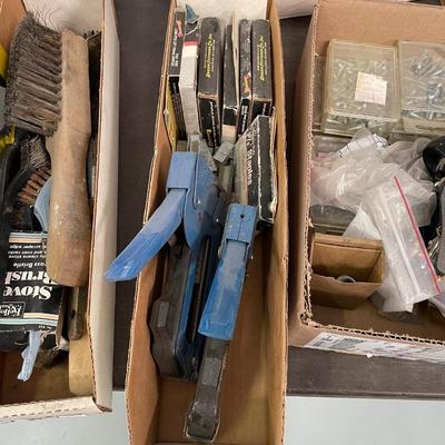 Box of Staplers / 2 Staple Guns / Staples
