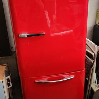 Northstar Elmira Candy Red 1950 Refrigerator