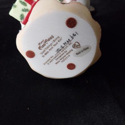MOO MOO FIGURINES