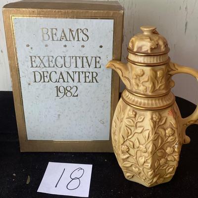 Beamâ€™s Executive 1982 Decanter