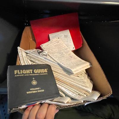Jeppesen Pilots Brief Case with Flight Guide/Manuals & Flight Maps
