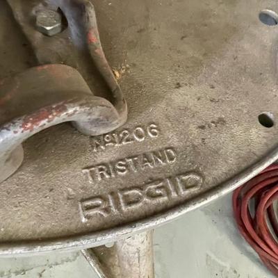 Ridgid Portable Tristand with Chain Vise - LOOK THEM UP THEY AREN'T CHEAP