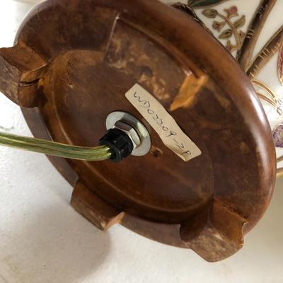 Table Lamp & Shade w/ Wooden Base