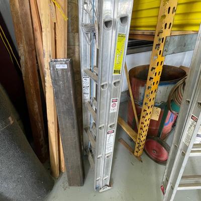 Werner 40 Foot Tall  D1340-2 Metal Extension Ladder - Like 3 Stores Tall - IT"S A BIGGIE