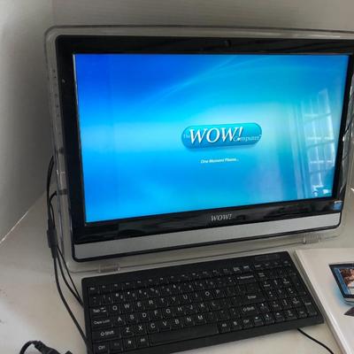 WOW 22â€ Computer -Keyboard -Mouse