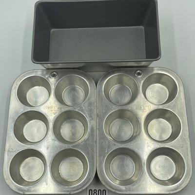 Muffin Pans & Loaf Pan