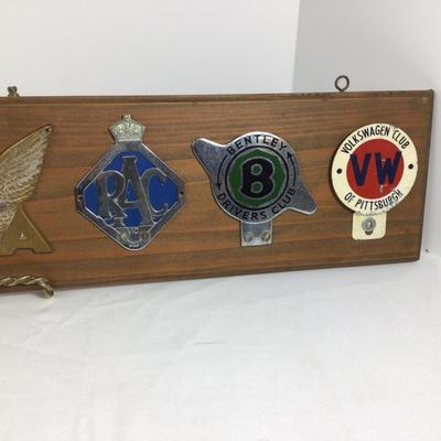 032 Vintage UK Australia USA Car Club Badges