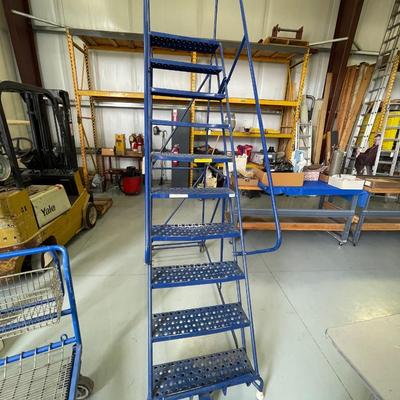 Blue Metal 8' Shop Stairs - Rolling