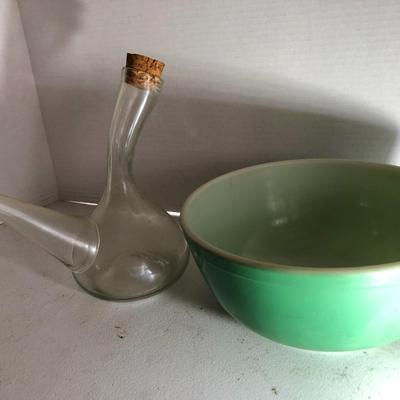 Vintage Pyrex Bowl & Spanish Hand Blown Decanter -Lot 223