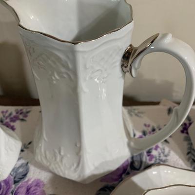 Tortosa & Pascual Porcelian Tea Set Spain