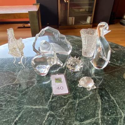 Lot of glass and crystal items