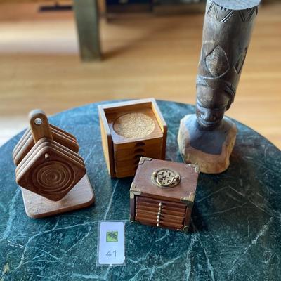 Lot of wood items