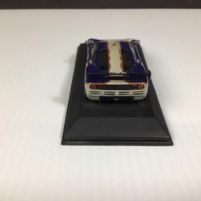 055 Gulf Racing F1 GTR Car #16 Minichamps Model